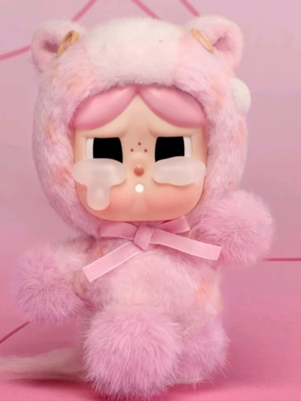POP MART Have a Good Run - CRYBABY - Sweet Love